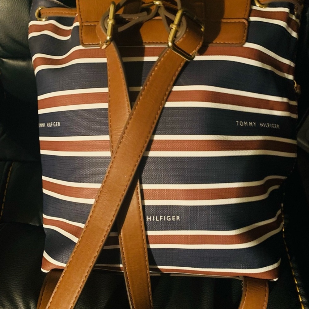 NWOT Tommy Hilfiger Navy Back pack/ satchel